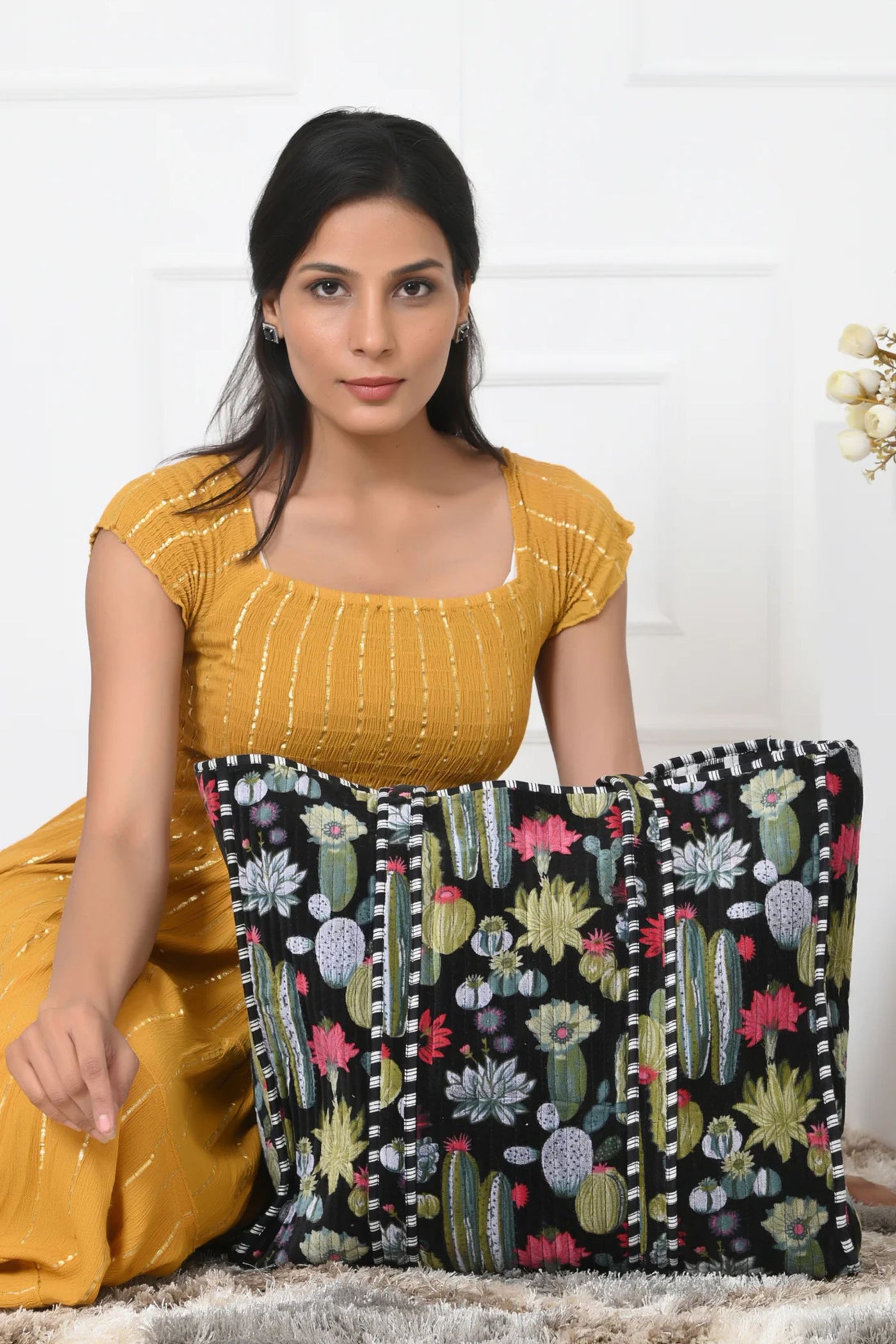 CACTUS VELVET TOTE - VTCAP00