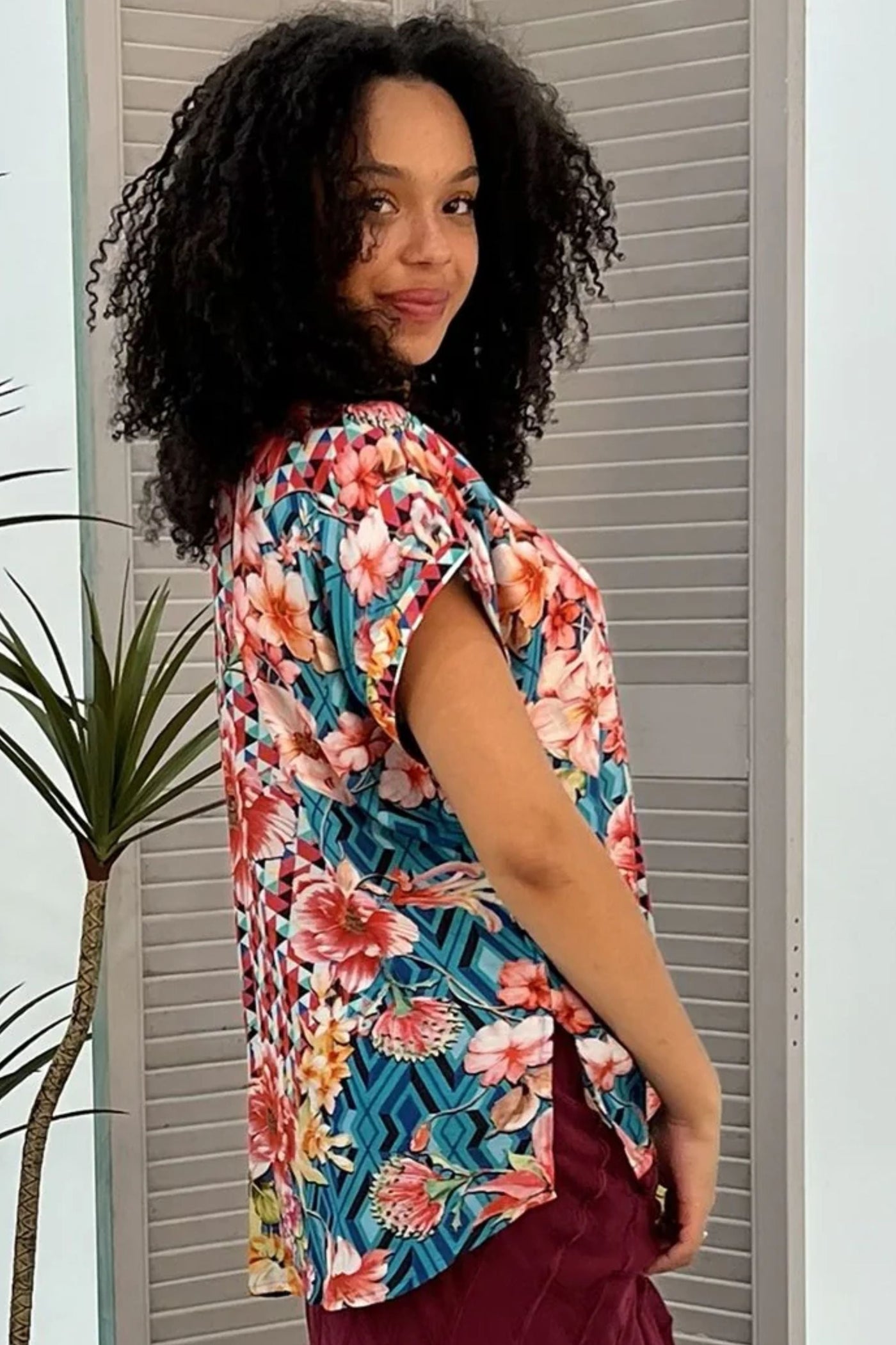 FLORAL DIAMOND V NECK TOP - TOP-1214-FDM TOP