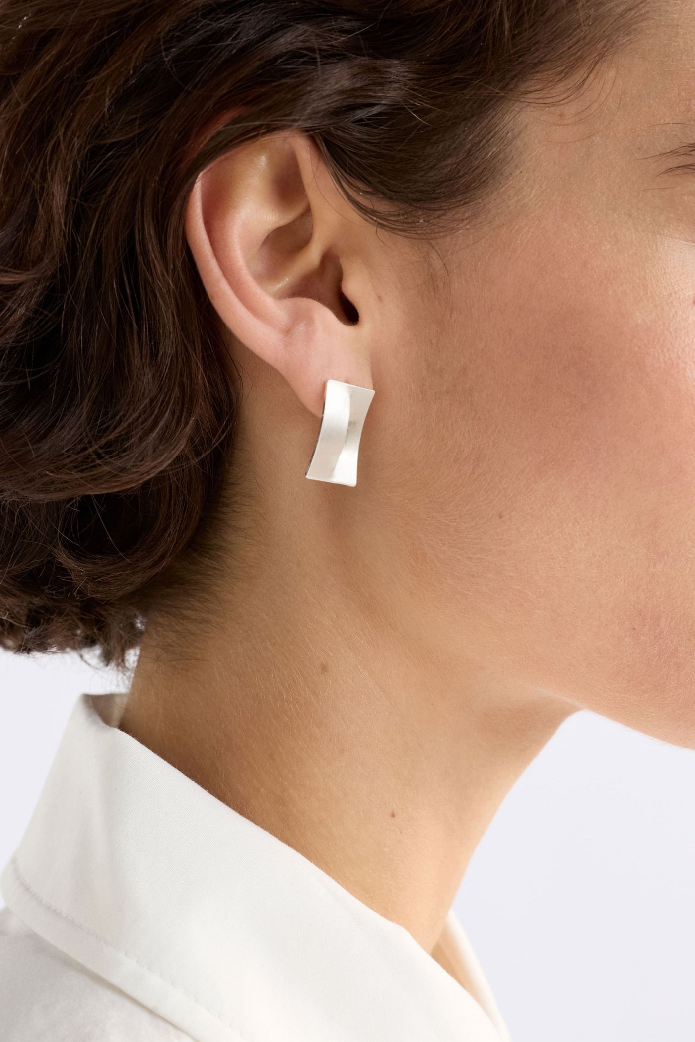 TREL STUD EARRING - E0501