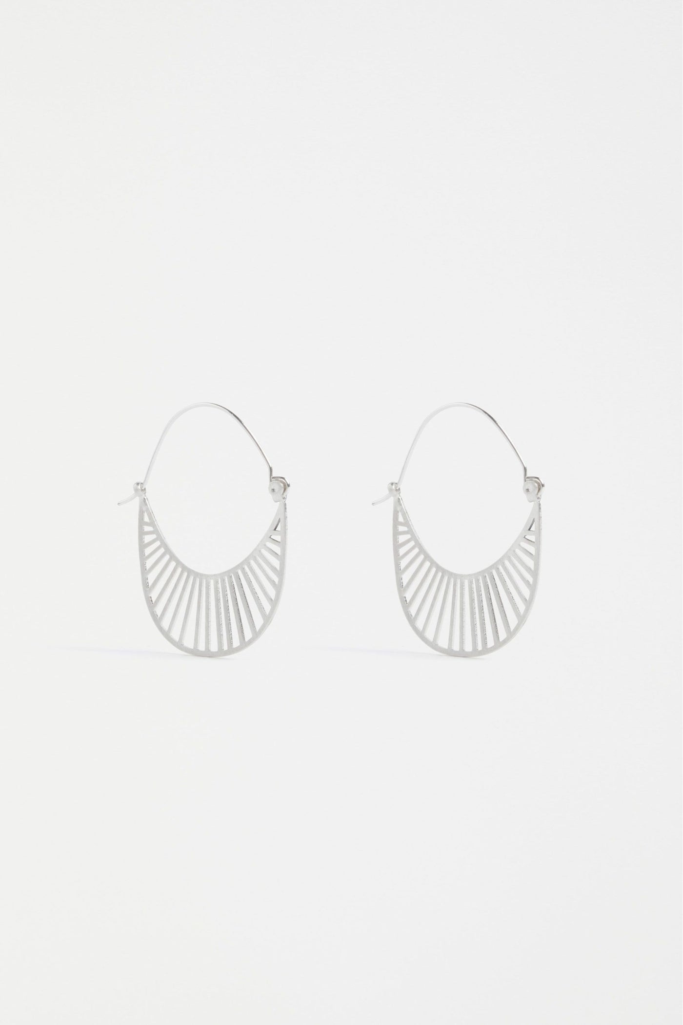 SOLSKEN SMALL HOOP EARRING - E0417