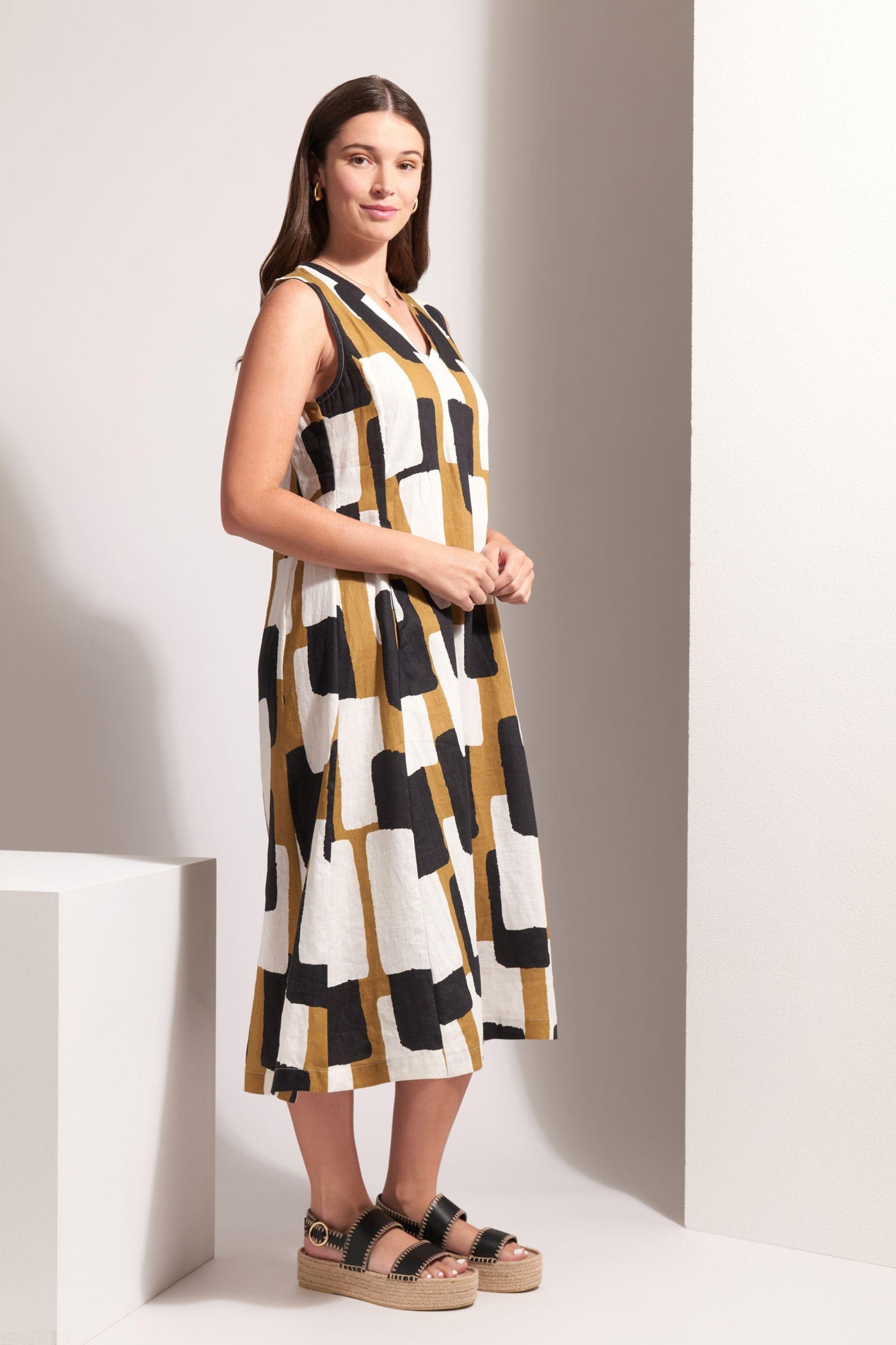 GENEROSITY DRESS - FO8229