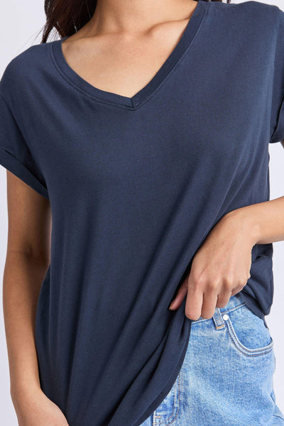 MANLY VEE TEE - 55X0183