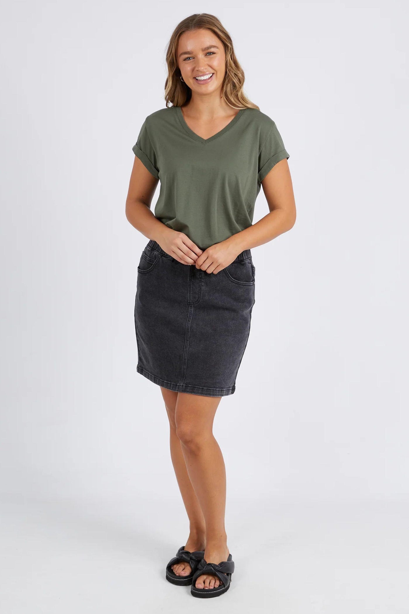 MANLY VEE TEE - 55X0183