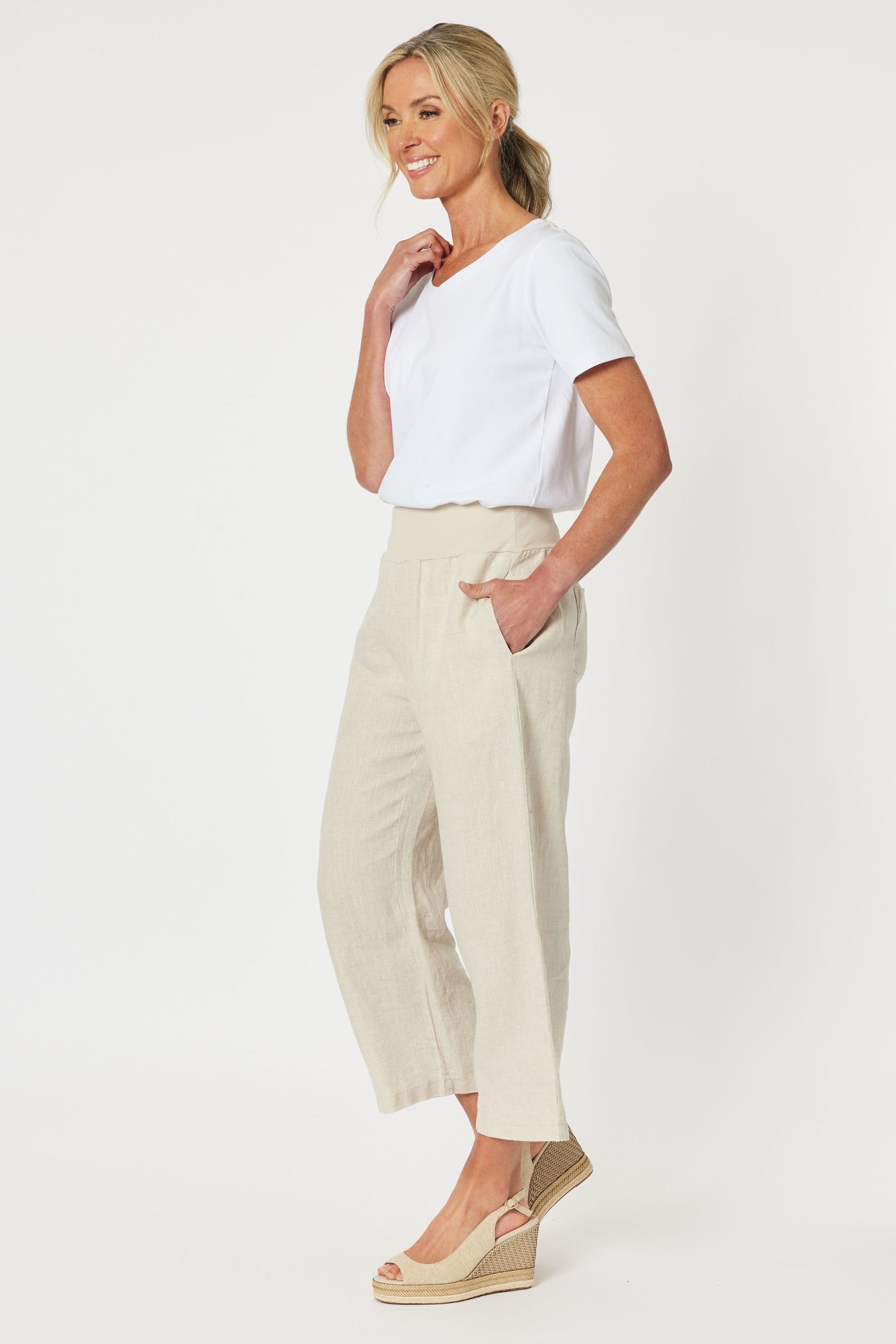 V NECKLINE TEE - 45995GS