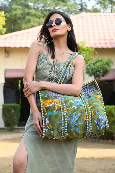 JUNGLE VELVET TOTE - VTJP000
