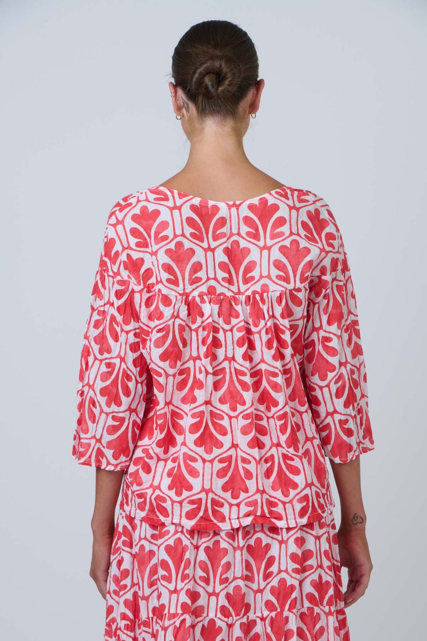 BUTTON UP TOP - P115