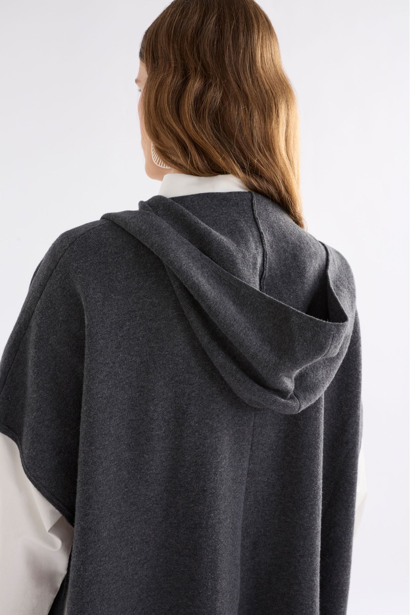 NEUWT HOODED PONCHO - K0146