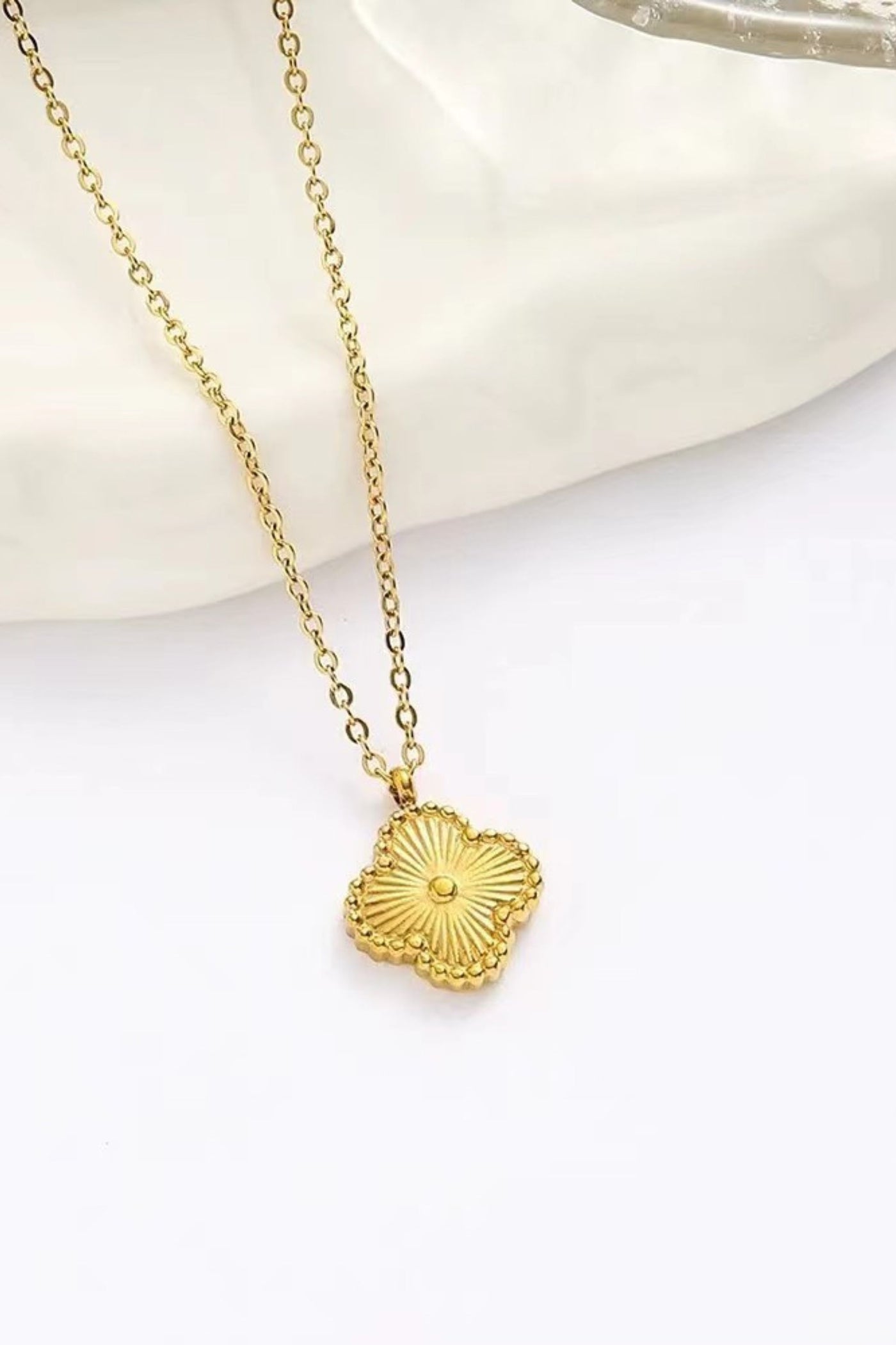 CLOVER NECKLACE - SSN170