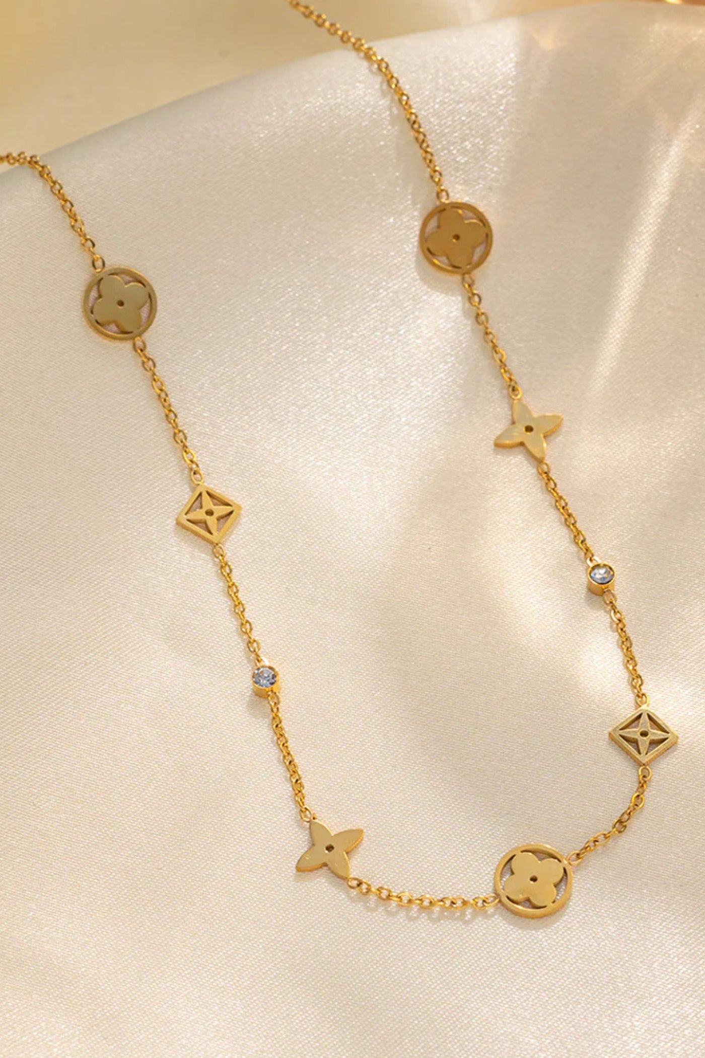 MULTI CLOVER NECKLACE - SSN125