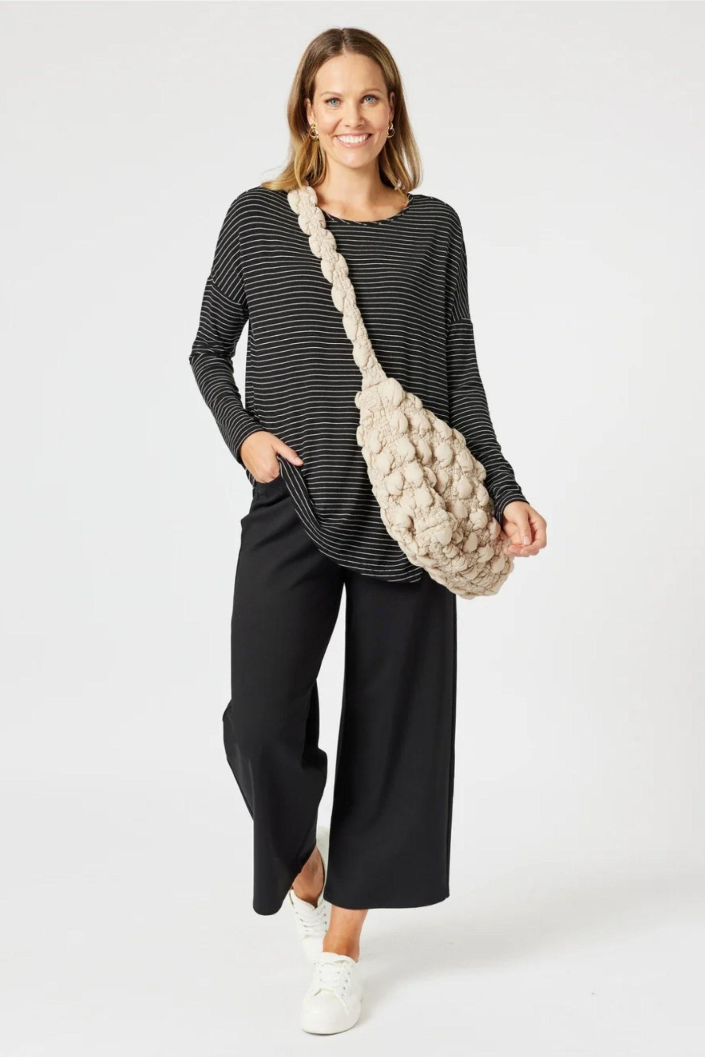 OFF THE GRID PUFFER BAG - 47154T