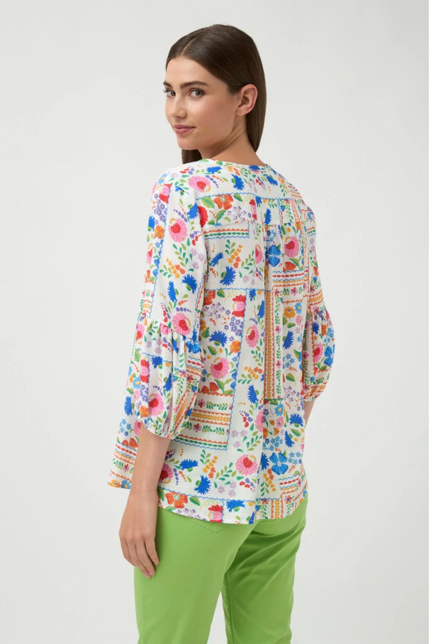 TALIDA V NECK TOP