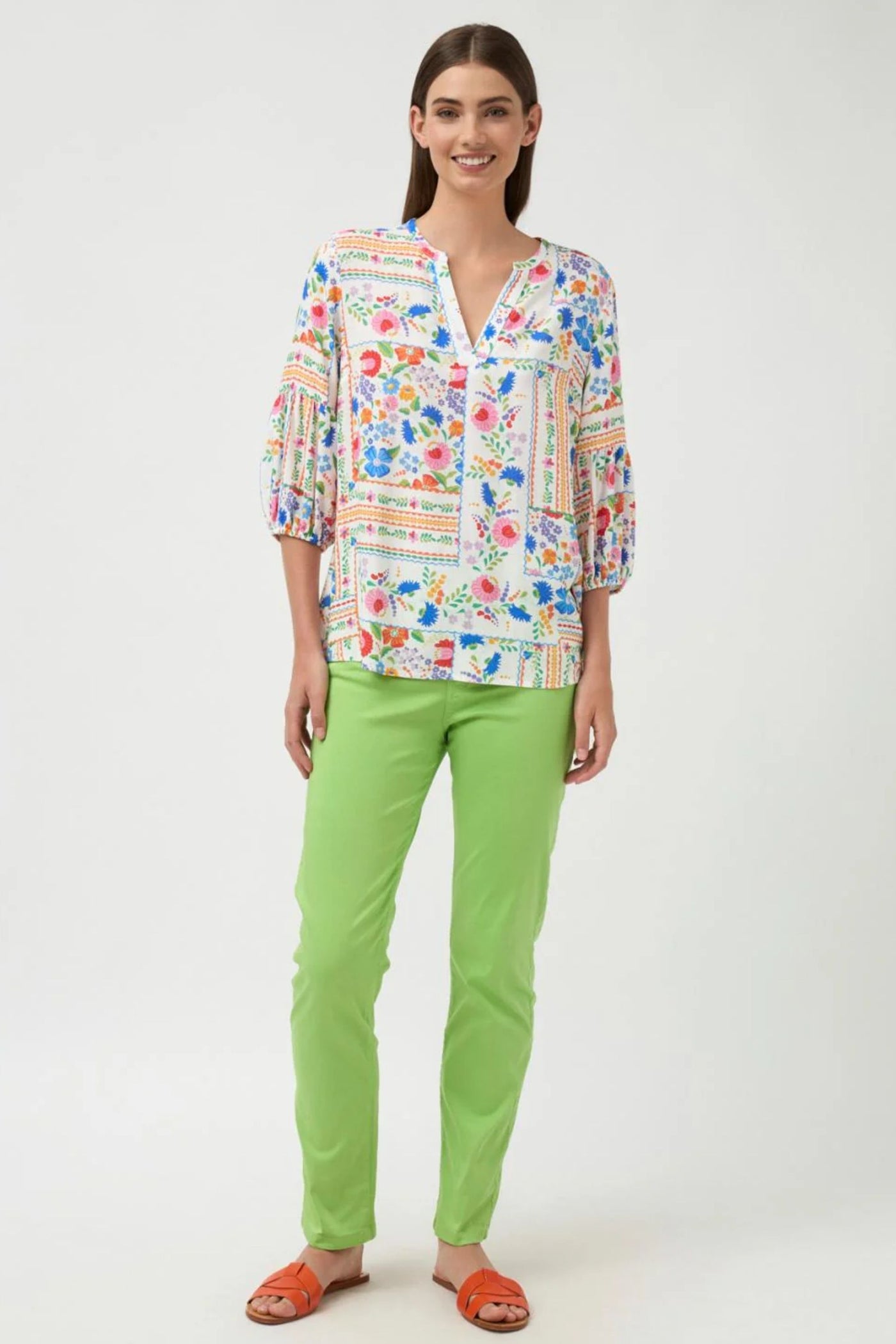TALIDA V NECK TOP