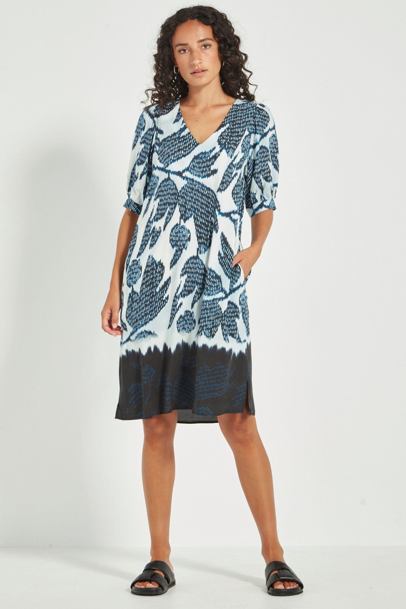 DYNASTY DRESS - 9883BR