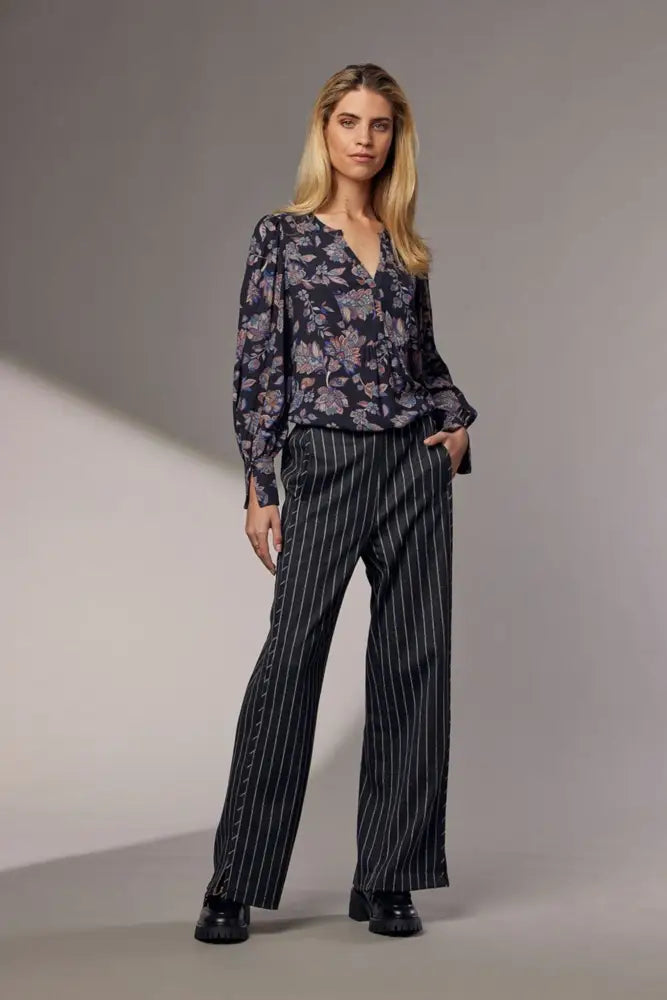 BIZZY LIZZY BLOUSE - MS1210 BLOUSE