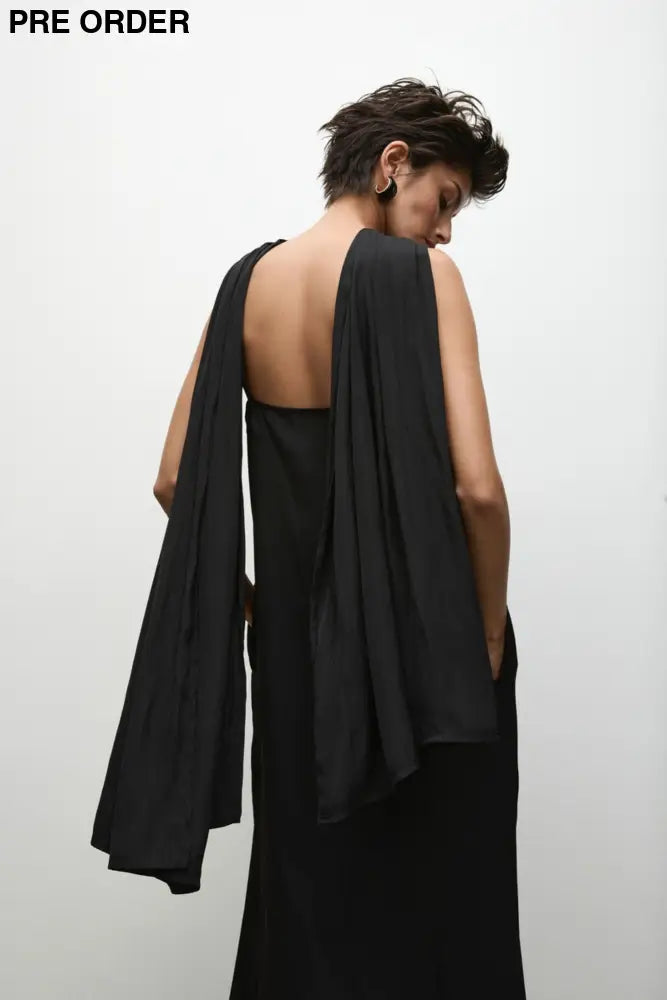 BREEZE WRAP - F676700 BLACK SCARF