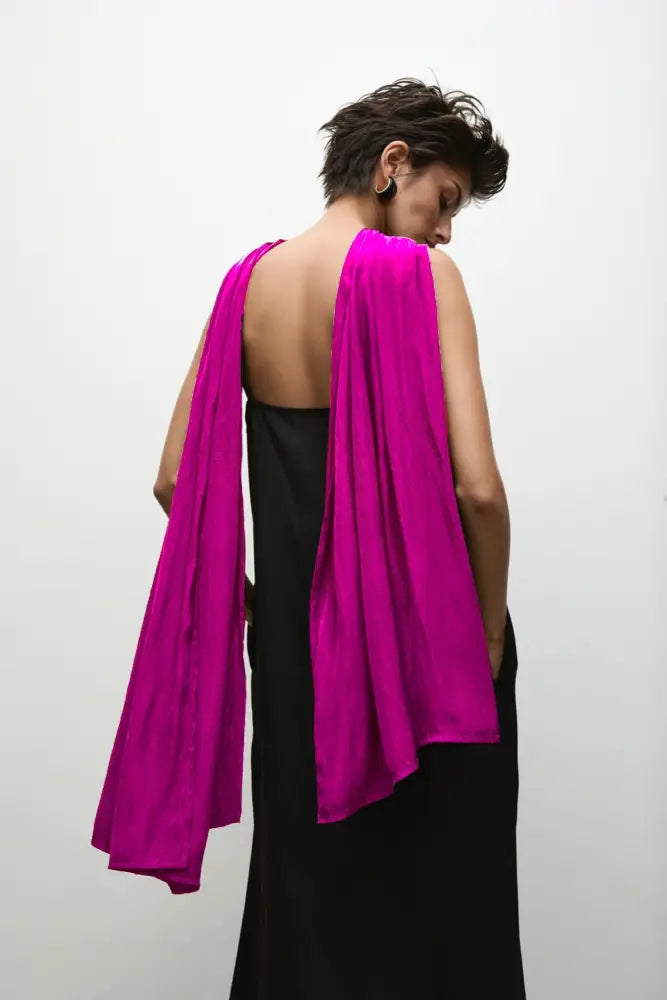 BREEZE WRAP - F676700 MAGENTA SCARF