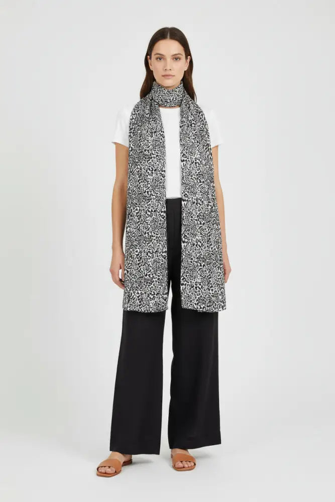 BREEZE WRAP - F8526700 ANIMALIA SCARF
