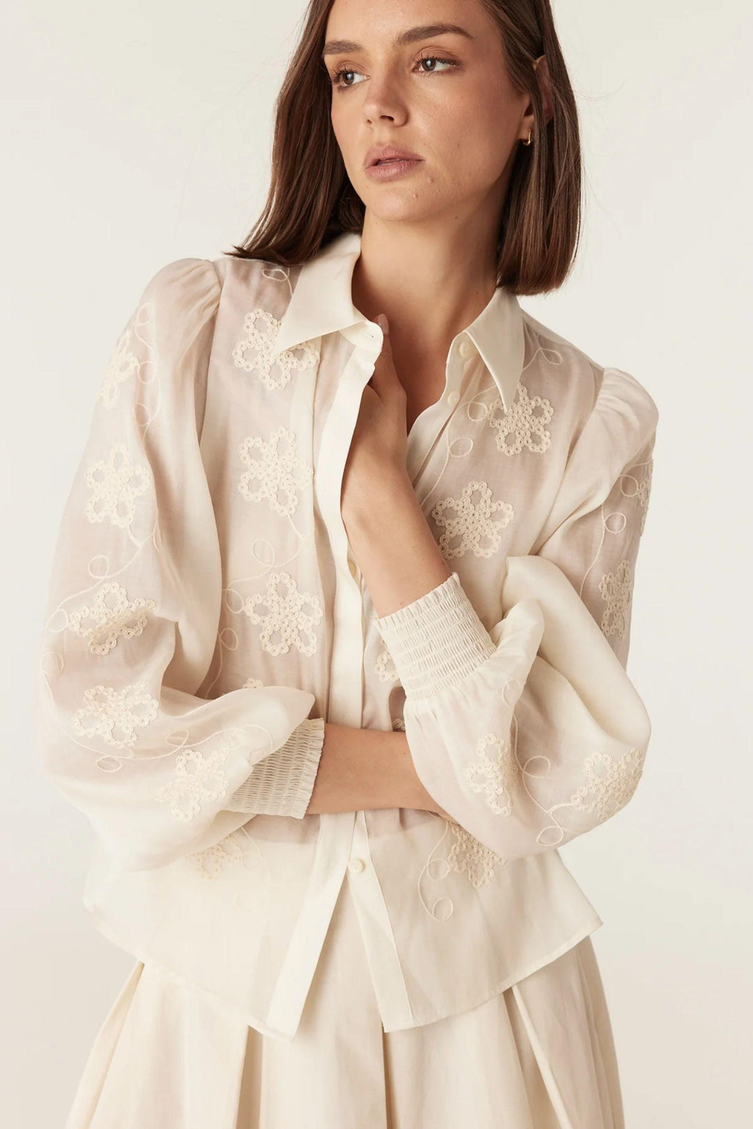 CABLE BLOUSE FAITH EMBROIDERED BLOUSE - CSS26572