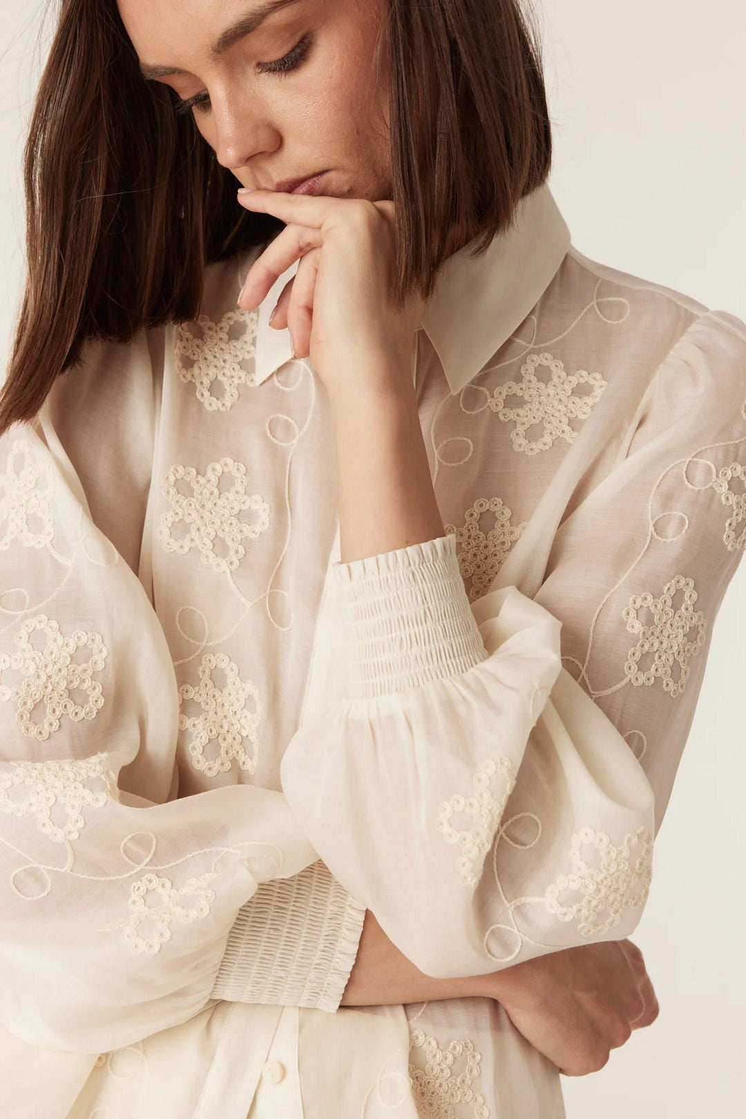 CABLE BLOUSE FAITH EMBROIDERED BLOUSE - CSS26572