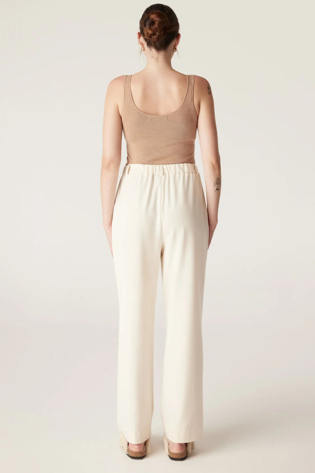 CABLE TOP SUPERFINE MERINO SINGLET - CSC1053