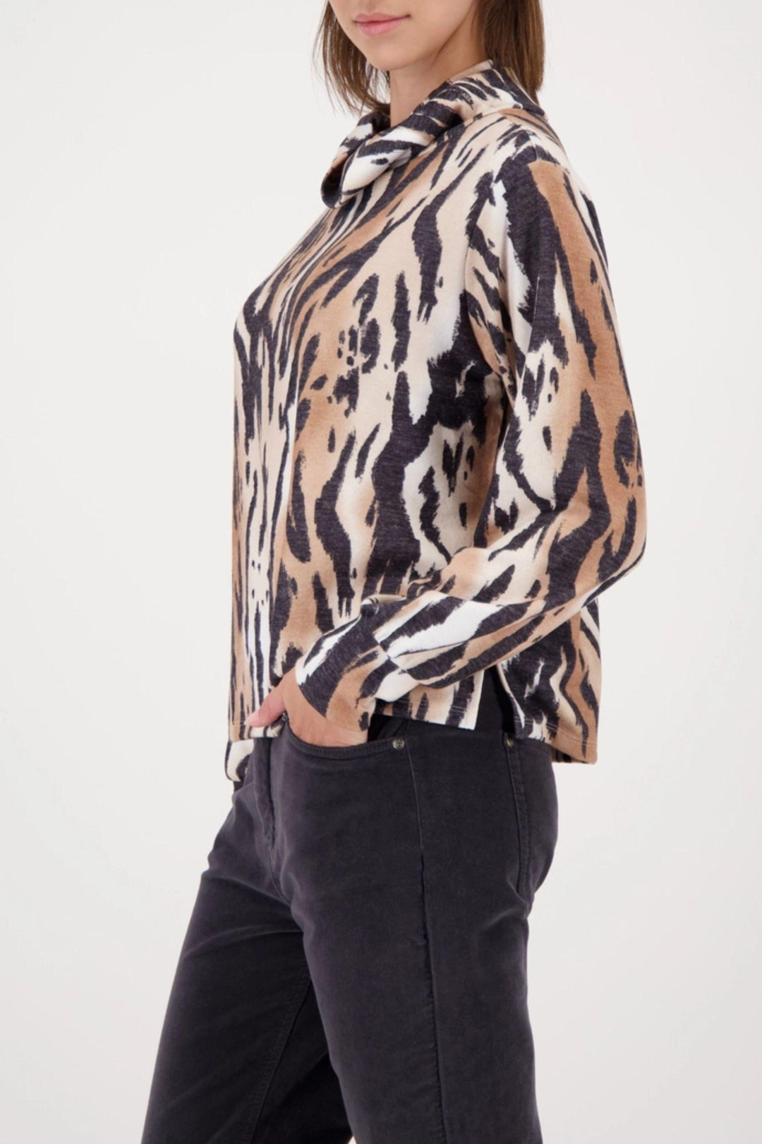 MONARI TOP COWL NECK ANIMAL TOP - 809334MNR