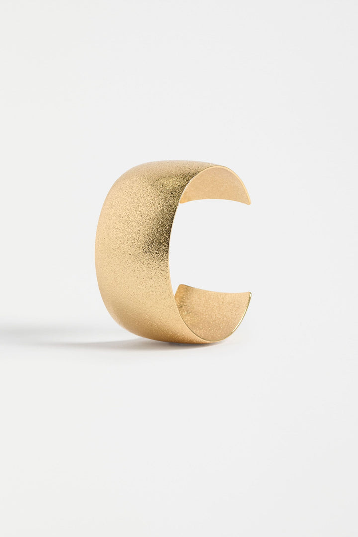 ELK JEWELLERY GOLD DETTA BANGLE - B0063