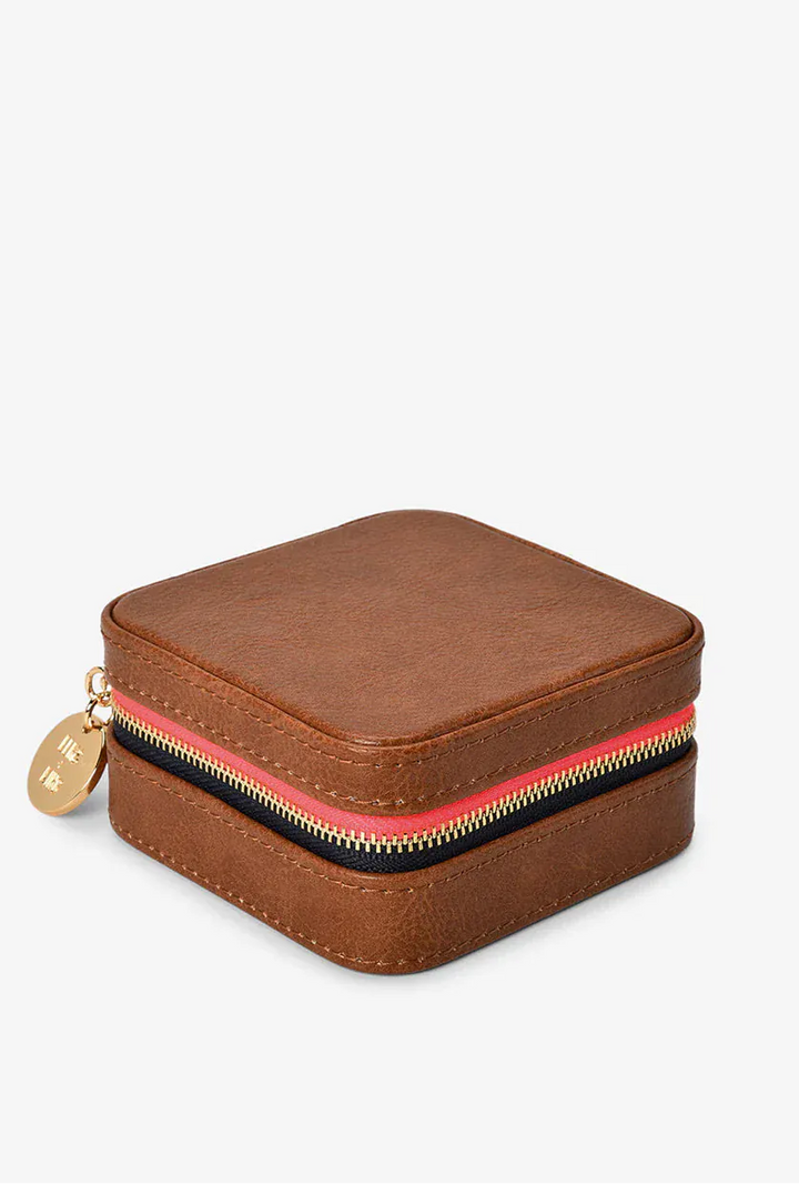 ELMS+KING GIFTWARE TAN JEWELLERY CASE - JF001