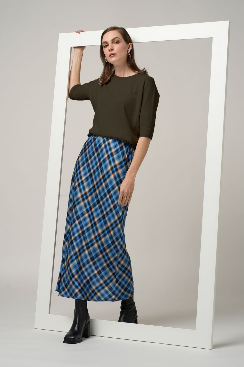 MADLY SWEETLY TOP EVERYWEAR TEE - MSK2517
