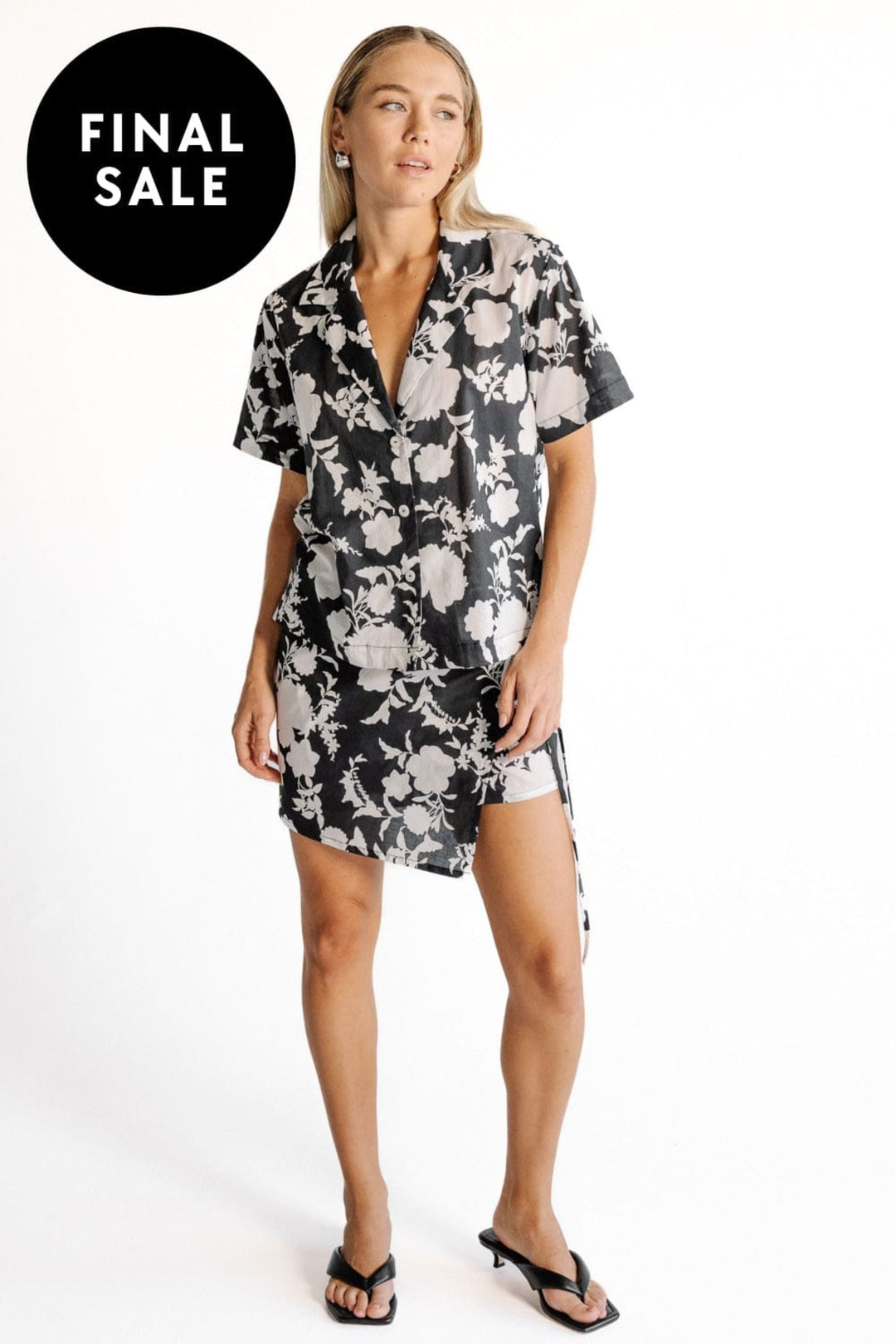 SARA FOX SHIRT FLORENCE S/S SHIRT - SF-HS-TP005