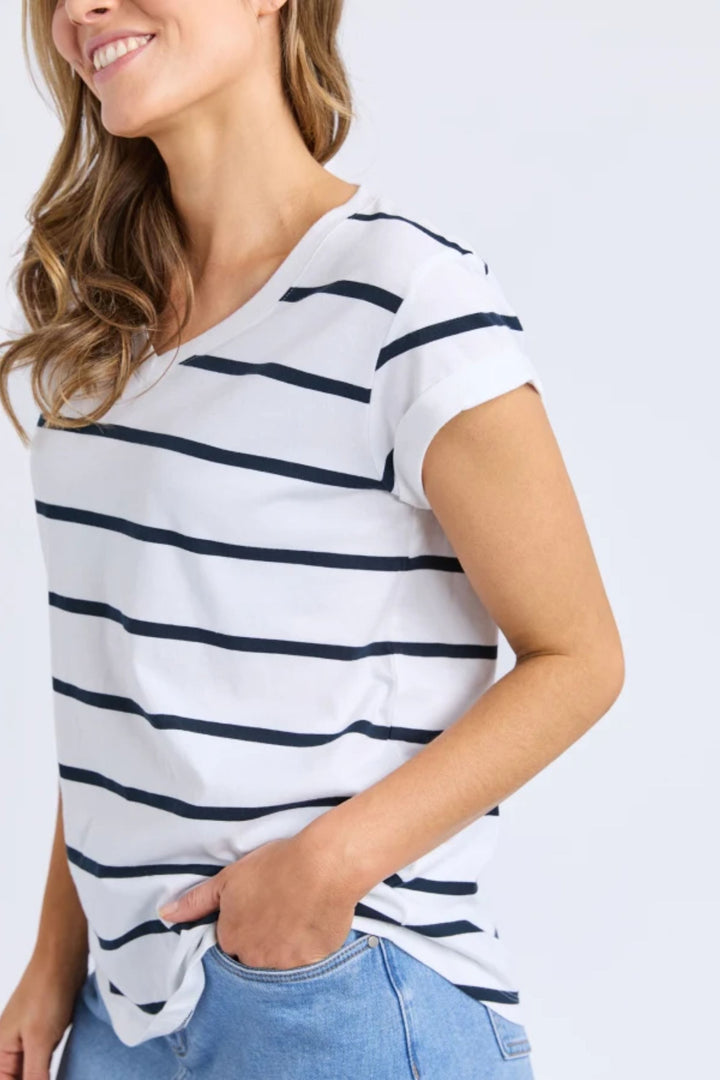FOXWOOD T-SHIRT MANLY STRIPE VEE TEE - 55X0225