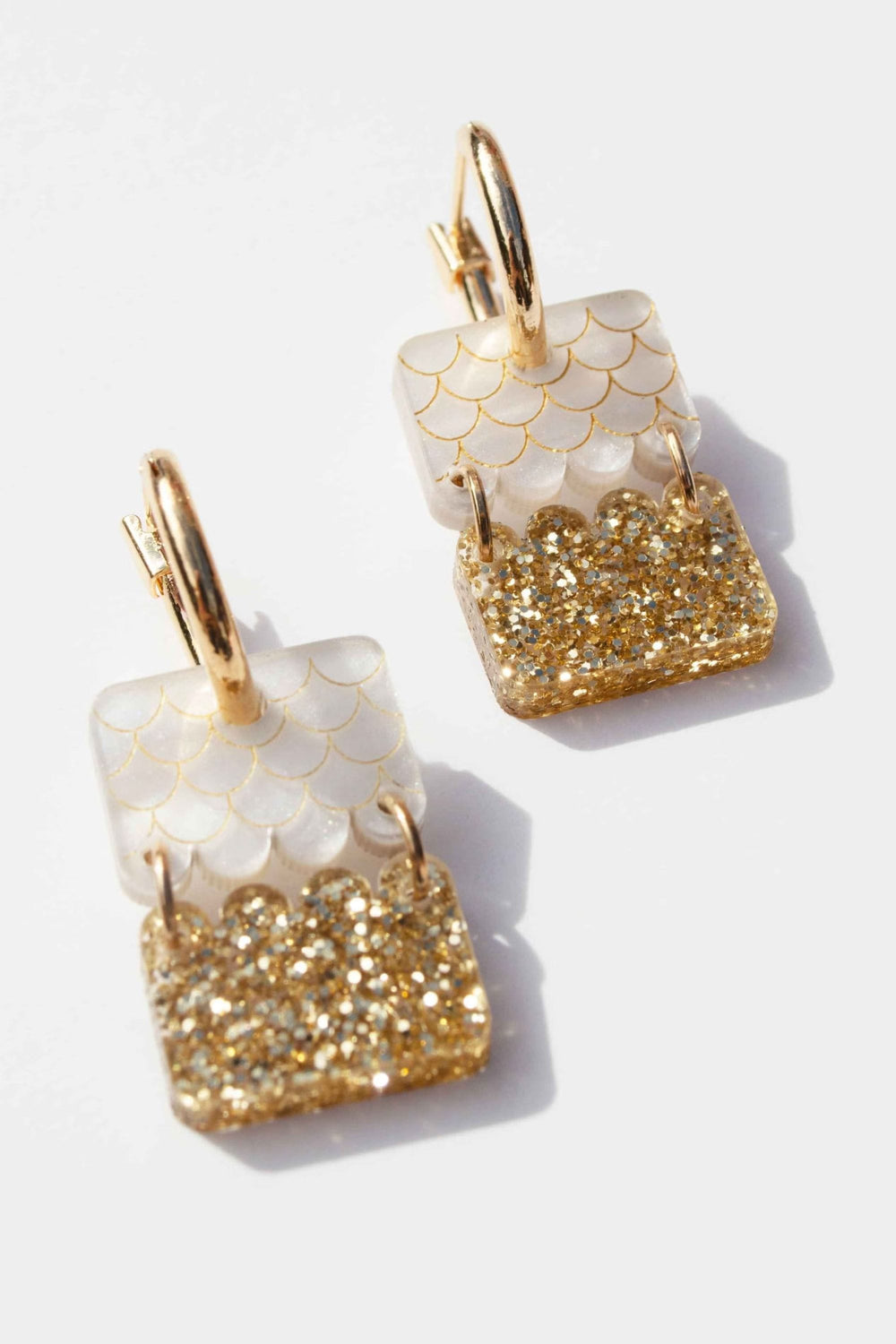 HAGEN AND CO JEWELLERY PEARL WAVE EARRING - SC-W