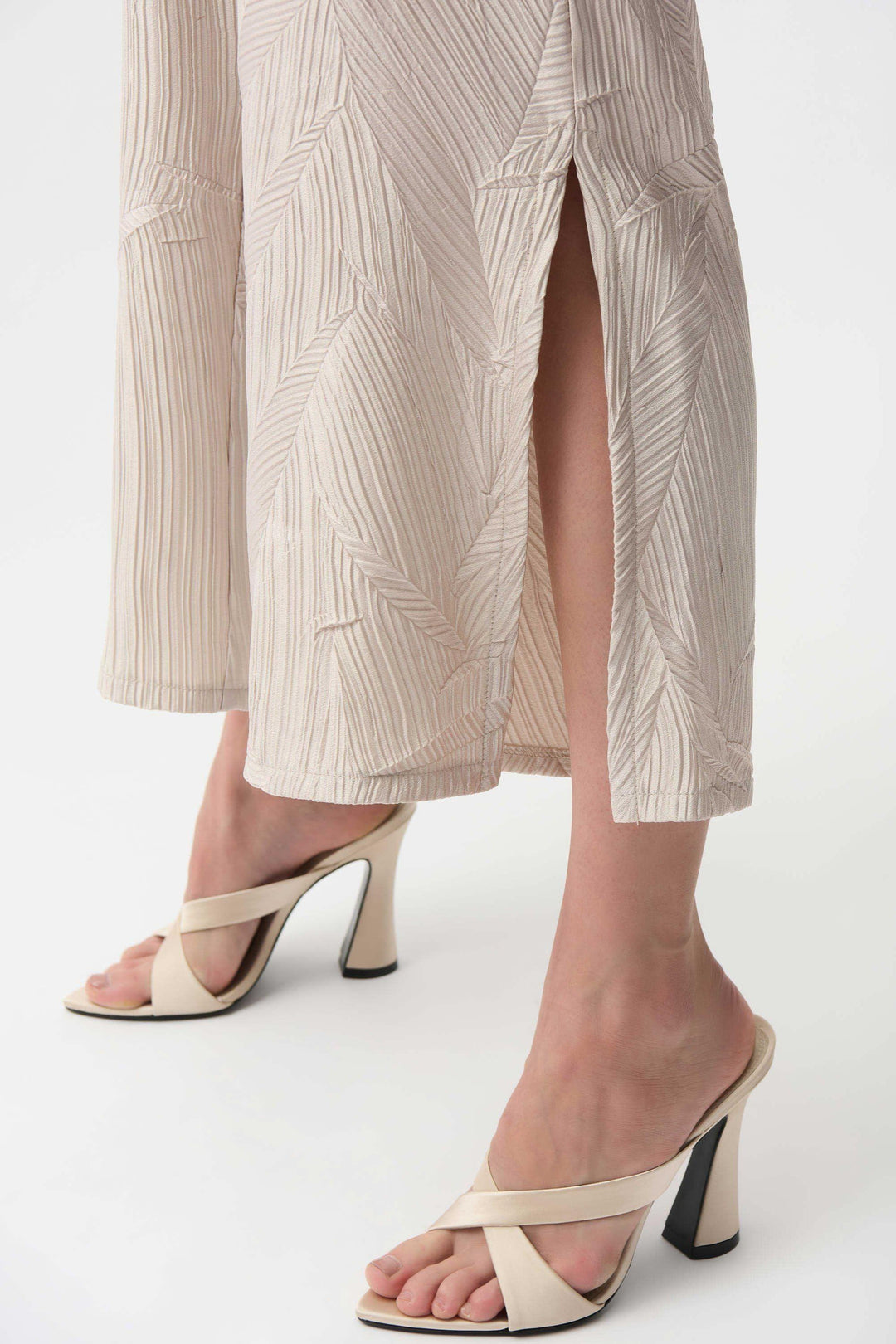 JOSEPH RIBKOFF PANTS PLEATED SATIN PULL ON CULOTTE - 261161JR