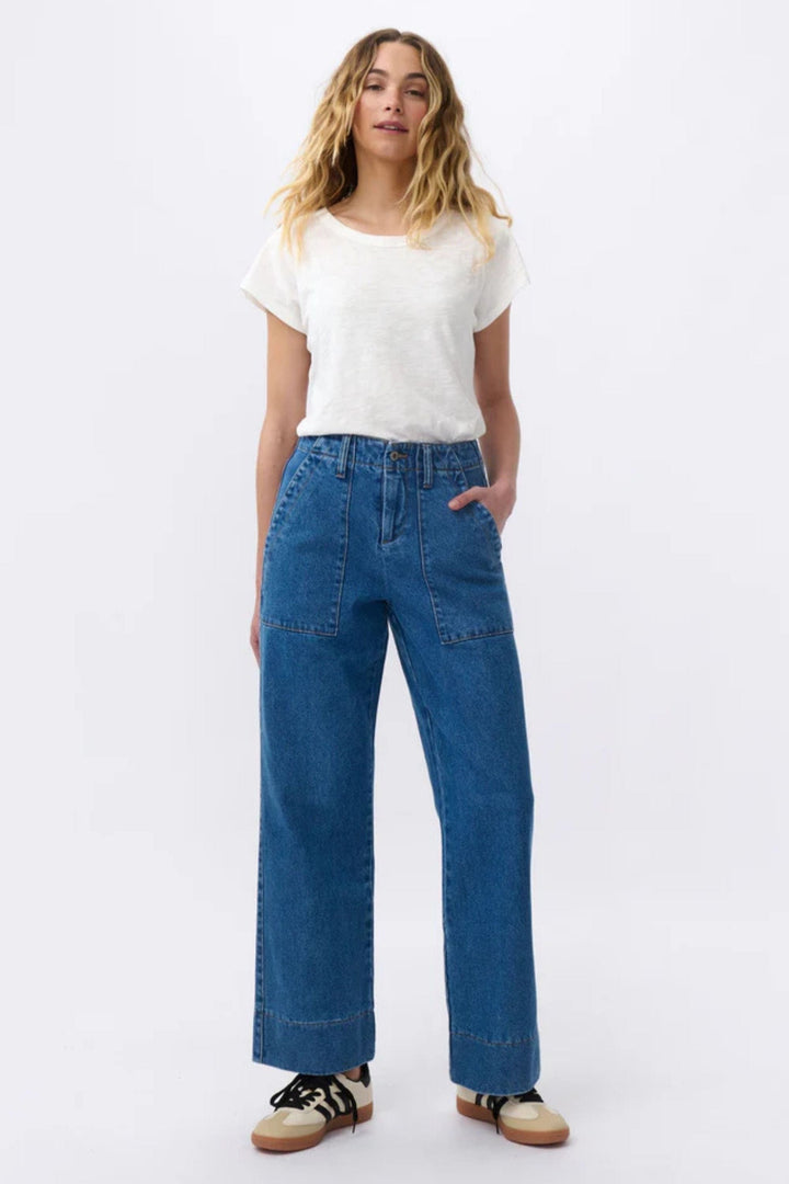 KIREINA JEANS CELESTE - KAW250066