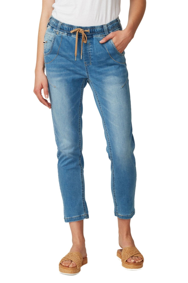 LANIA JEANS 8 / DISTRESSED LTL BOYFRIEND JEAN - LA2760N