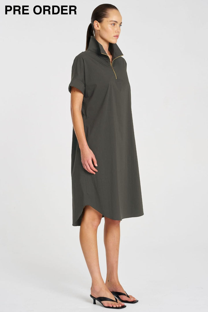 MELA PURDIE DRESS HALF ZIP DRESS - F653022