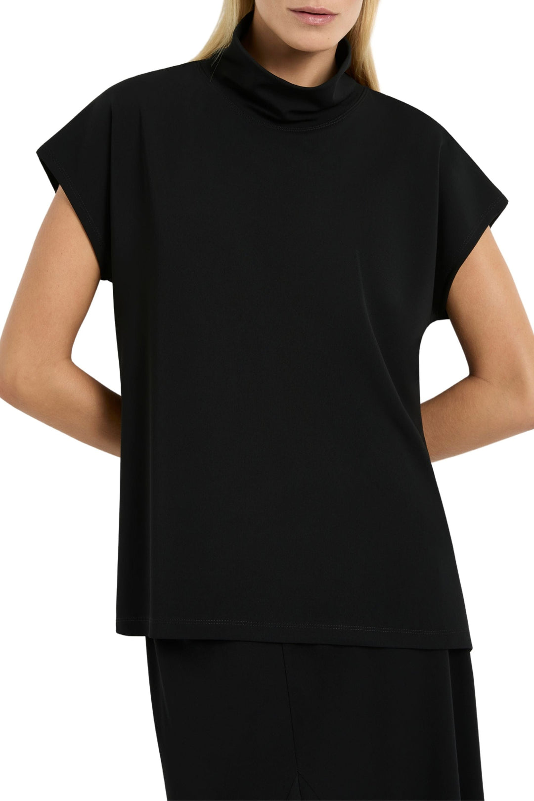 MELA PURDIE TOP 8 / BLACK FUNNEL SHELL - F0078233
