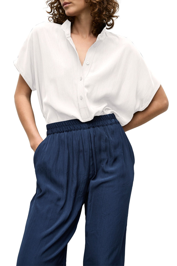MELA PURDIE TOP 8 / WHITE TAB STAND SHELL - F678646
