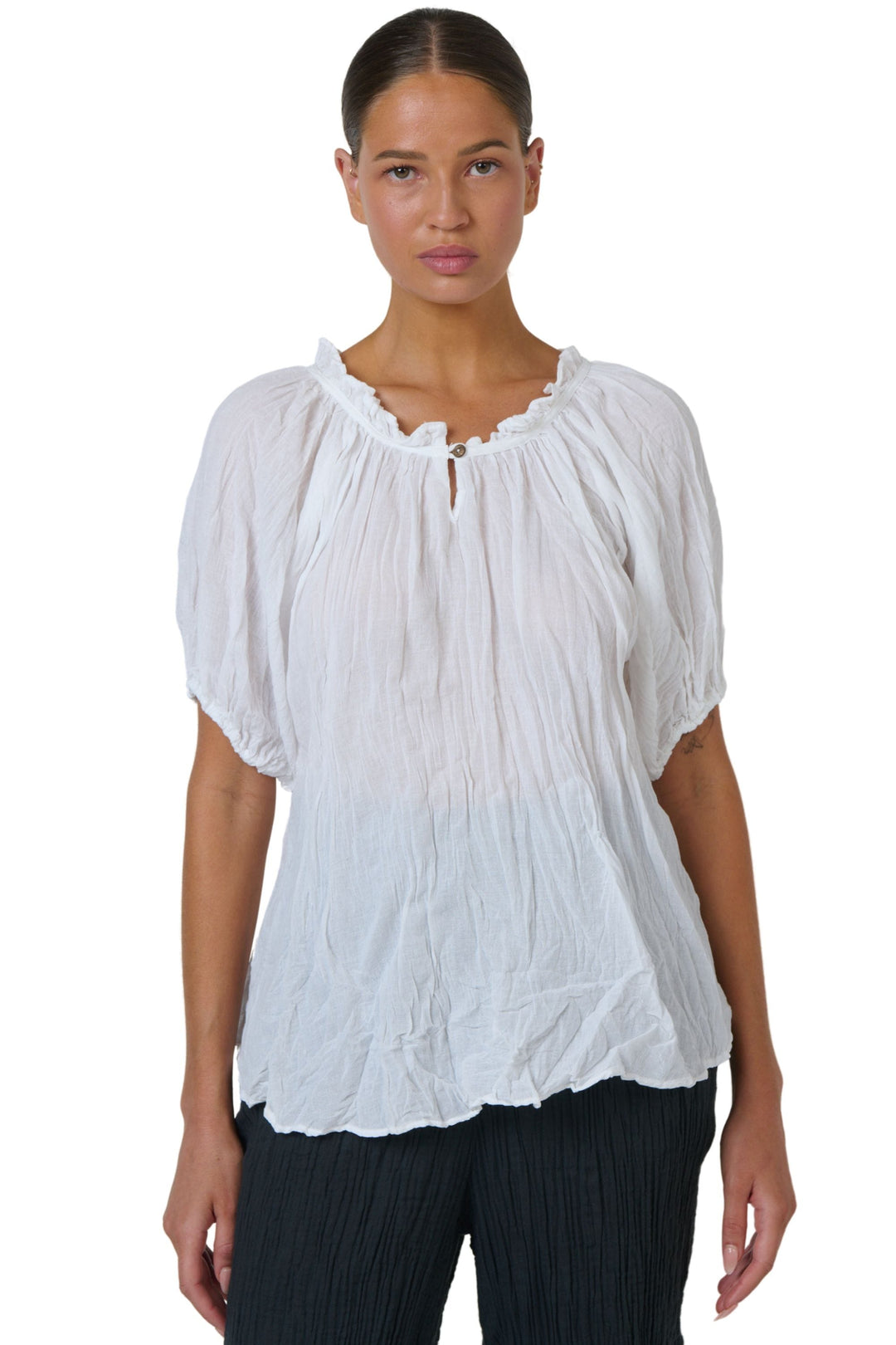 NAMASTAI TOP S/M / WHITE SCOOP NECK TOP - P105