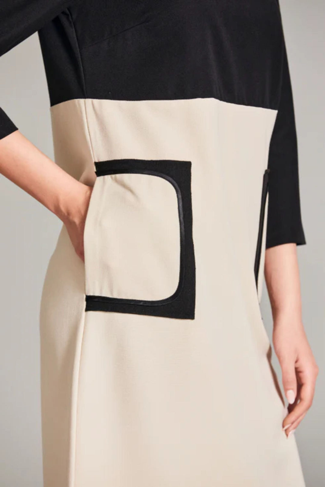 PERUZZI DRESS PATCH POCKET DRESS - W24154