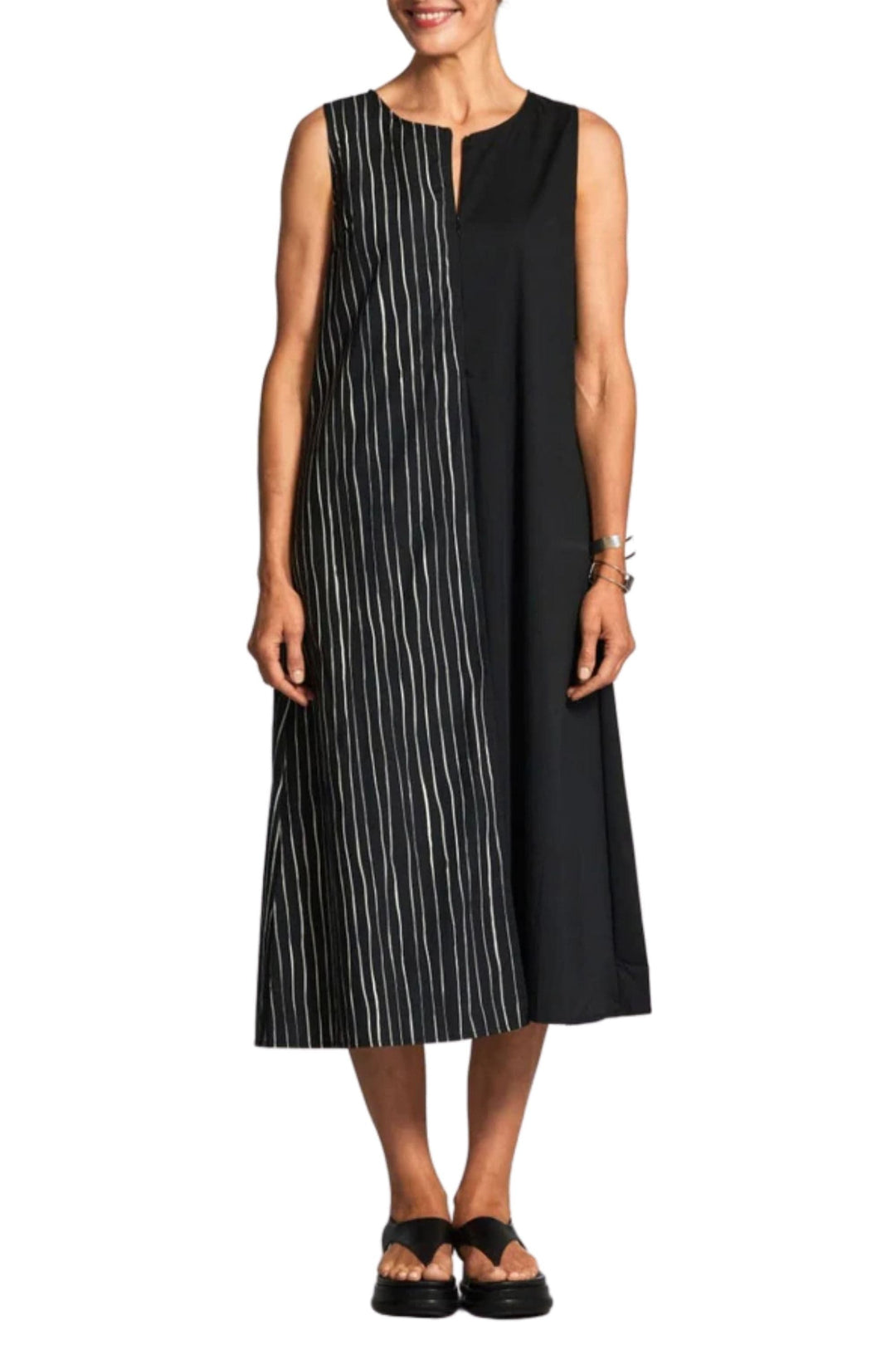 PERUZZI DRESS 8 / BLACK-WHITE BROKEN STRIPE DRESS - S25504