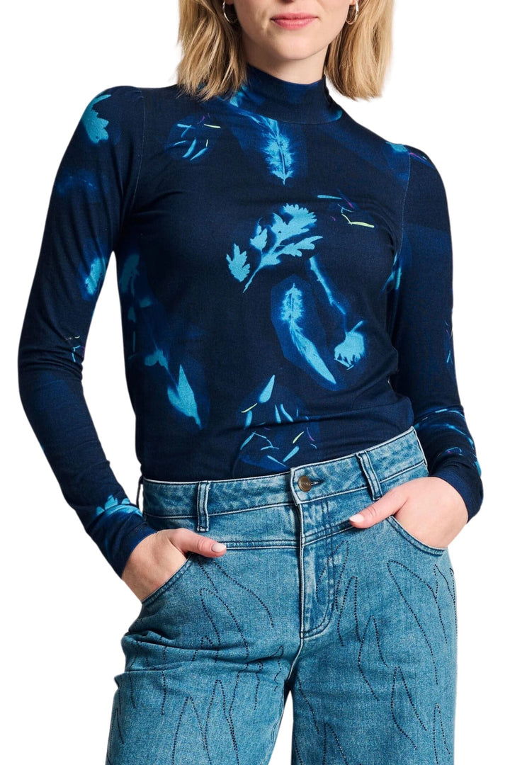 POM TOP FLORAL TURTLE NECK TOP - SP7945