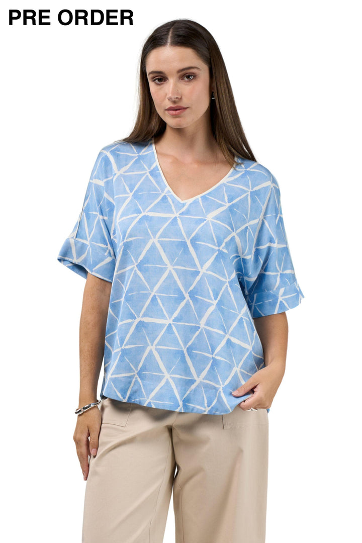 MADLY SWEETLY TOP SKY-BLUE / 8 PRISM TOP - MS1918
