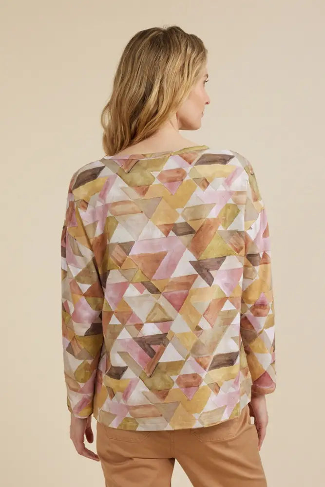 PYRAMID PRINT TEE - YT24W7469 TOP