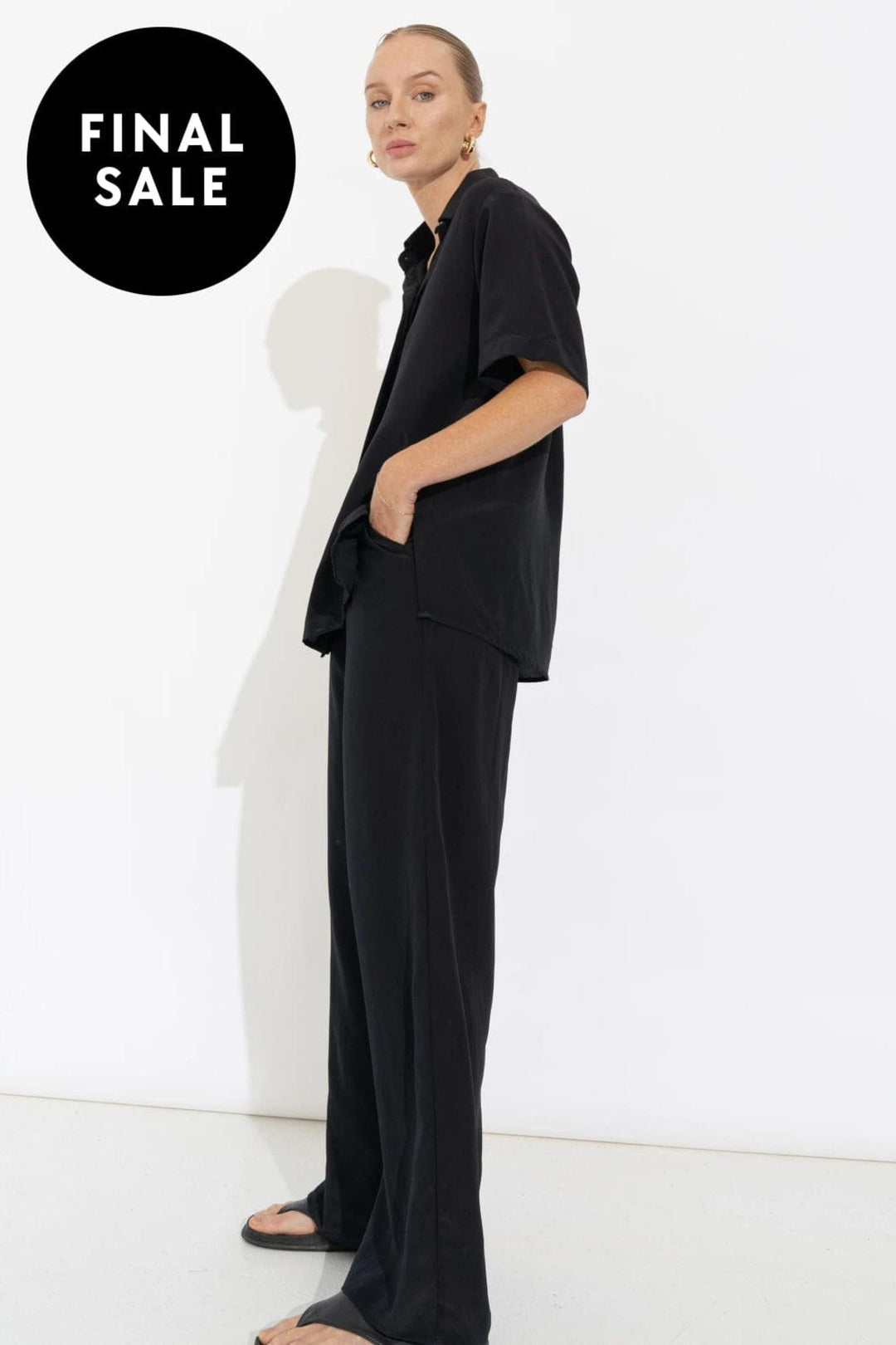 SARA FOX SHIRT PALM S/S SHIRT - SF-SIG-TP005