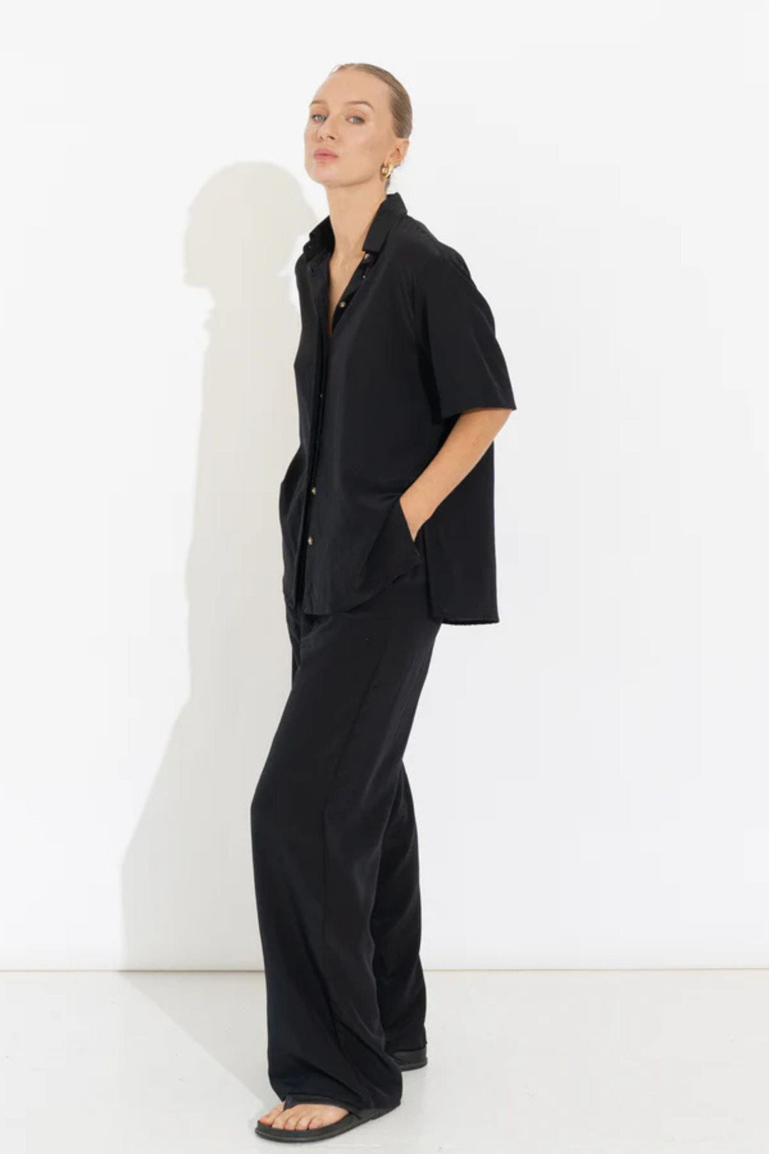SARA FOX SHIRT PALOMA SHORT SLEEVE SHIRT - SF-SIG-TP008