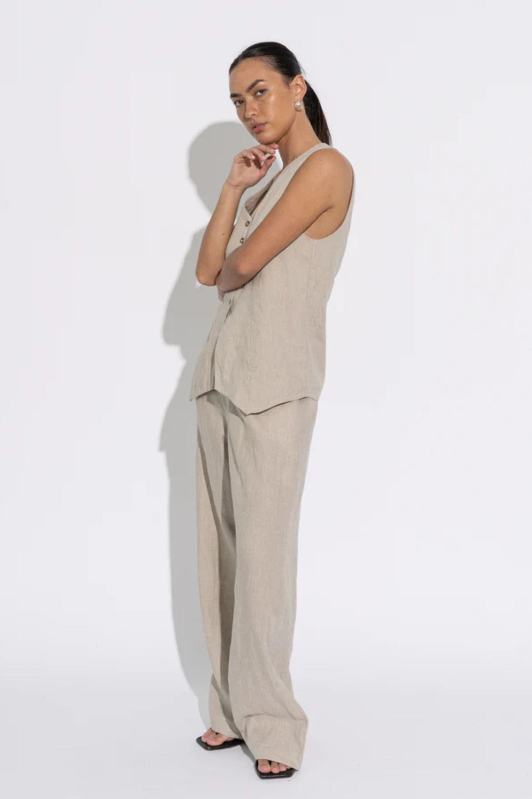 SARA FOX VEST LOLA LONGLINE VEST - SF-SIG-TP006