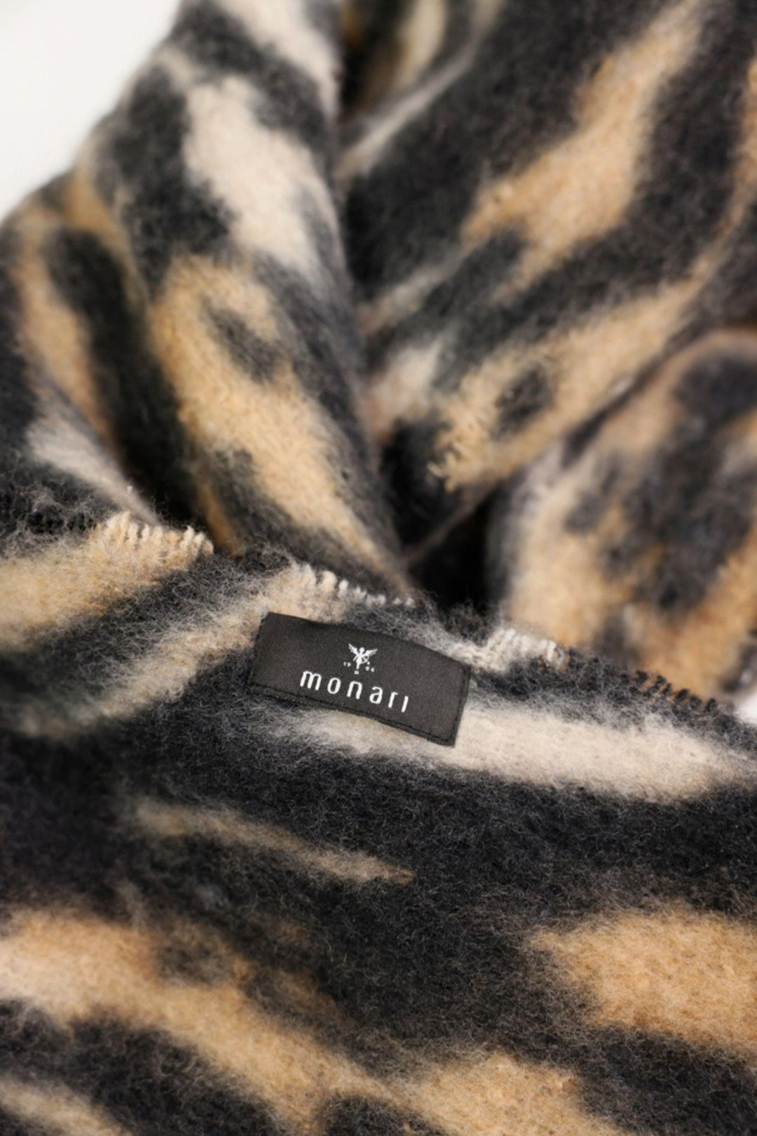 MONARI SCARF TIGER TIGER SCARF - 809672MNR