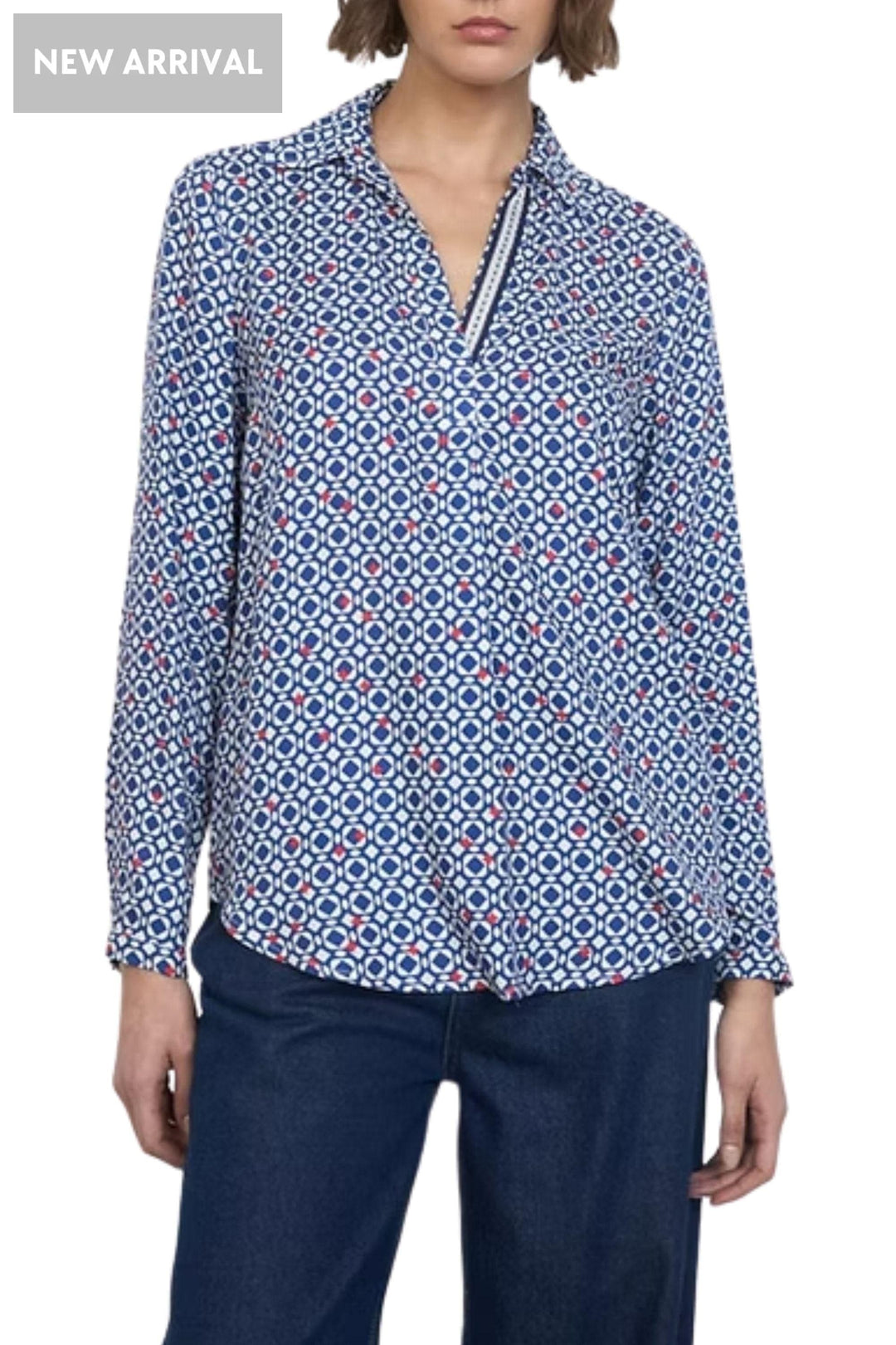 TINTA TOP CAMILIA COLLARED V NECK