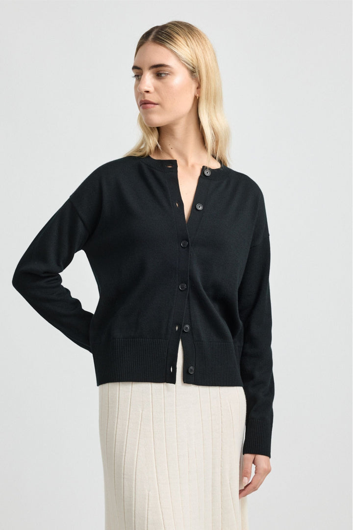 TOORALLIE CARDIGAN FINE KNIT CARDIGAN - 5117