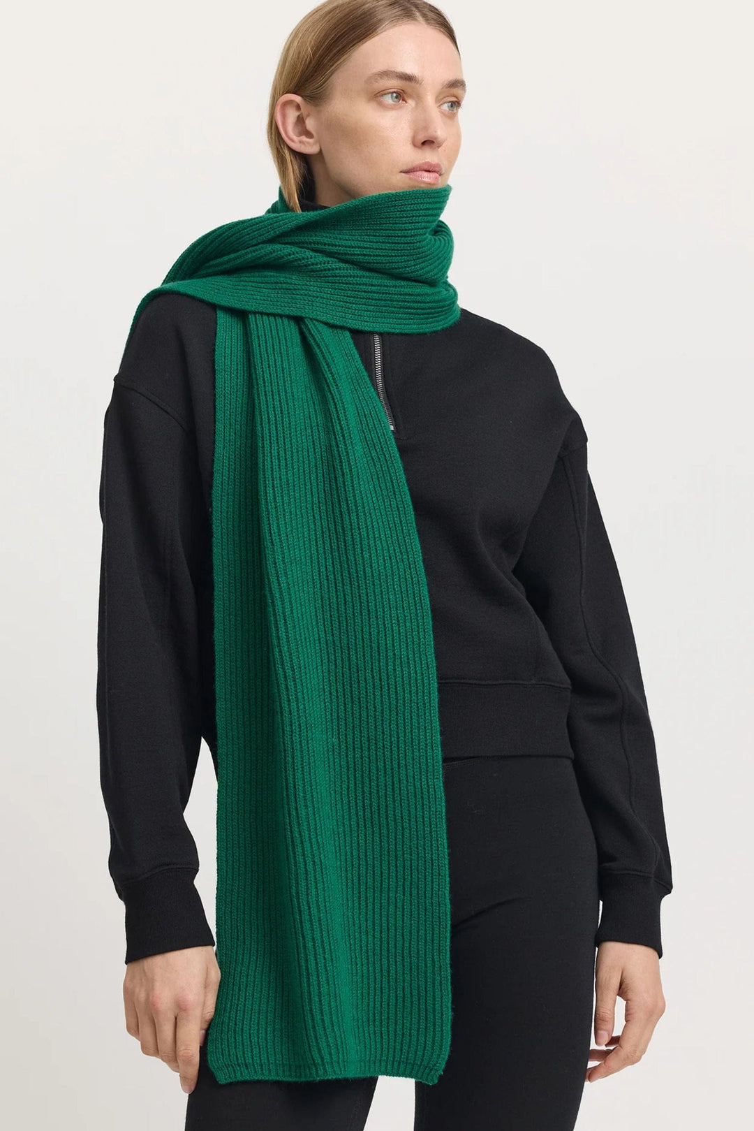 TOORALLIE SCARF GREEN HEAVY GAUGE RIB SCARF - 9055